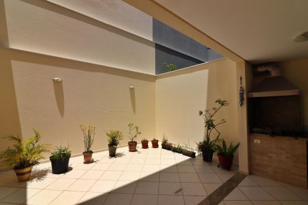 Casa para alugar com 237m², 3 quartos e 5 vagasQuintal e Espaço Gourmet 