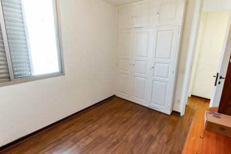 Apartamento para alugar com 117m², 3 quartos e 2 vagas Apartamento para alugar com 117m², 3 quartos e 2 vagasQuarto 2