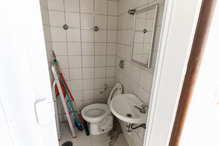 Apartamento para alugar com 117m², 3 quartos e 2 vagas Apartamento para alugar com 117m², 3 quartos e 2 vagasBanheiro de serviço