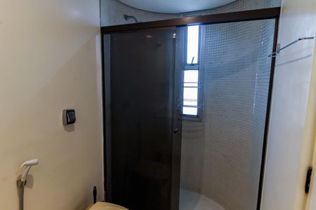 Apartamento para alugar com 117m², 3 quartos e 2 vagas Apartamento para alugar com 117m², 3 quartos e 2 vagasBanheiro da Suíte
