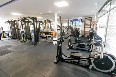Apartamento para alugar com 117m², 3 quartos e 2 vagas Apartamento para alugar com 117m², 3 quartos e 2 vagasÁrea comum - Academia