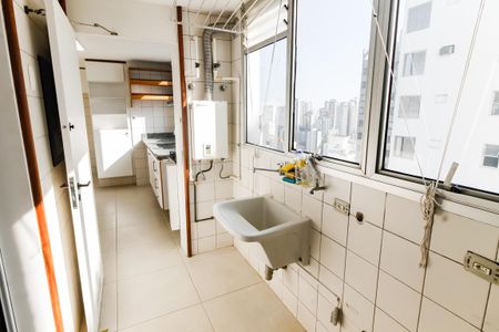 Apartamento para alugar com 117m², 3 quartos e 2 vagas Apartamento para alugar com 117m², 3 quartos e 2 vagasÁrea de Serviço