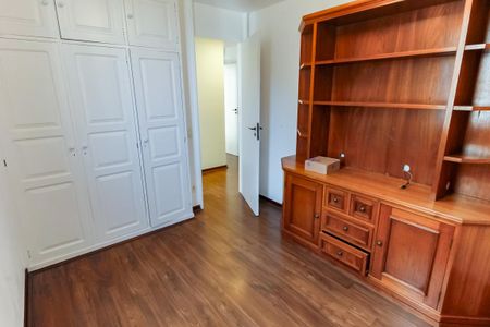 Apartamento para alugar com 117m², 3 quartos e 2 vagas Apartamento para alugar com 117m², 3 quartos e 2 vagasQuarto 2