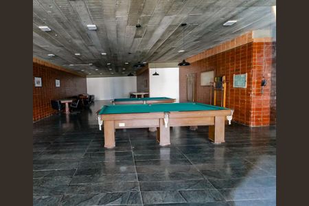 Apartamento para alugar com 117m², 3 quartos e 2 vagas Apartamento para alugar com 117m², 3 quartos e 2 vagasÁrea comum - Sala de Jogos
