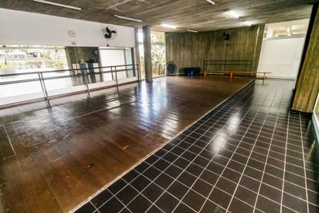 Apartamento para alugar com 117m², 3 quartos e 2 vagas Apartamento para alugar com 117m², 3 quartos e 2 vagasÁrea comum