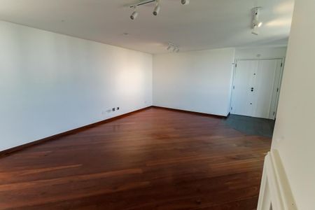 Apartamento para alugar com 117m², 3 quartos e 2 vagas Apartamento para alugar com 117m², 3 quartos e 2 vagasSala