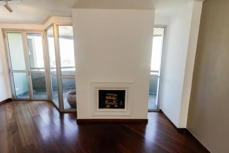 Sala de apartamento para alugar com 3 quartos, 117m² em Jardim Ampliação, São Paulo