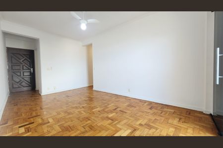 Apartamento para alugar com 110m², 3 quartos e 1 vaga Apartamento para alugar com 110m², 3 quartos e 1 vagaSala