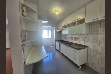 Cozinha de apartamento para alugar com 2 quartos, 78m² em Jardim Monte Alegre, Taboão da Serra