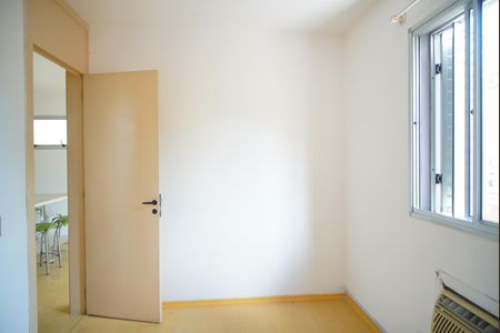 Quarto 2 de apartamento à venda com 2 quartos, 53m² em Sarandi, Porto Alegre