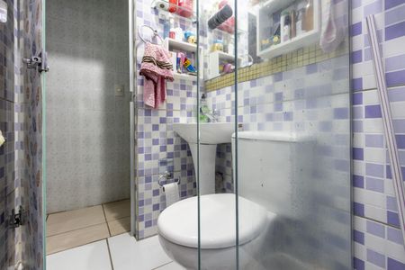 Casa à venda com 165m², 3 quartos e 1 vagaBanheiro 3