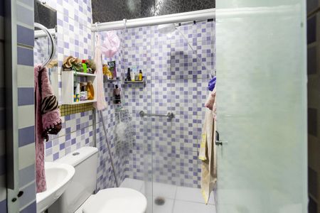 Casa à venda com 165m², 3 quartos e 1 vagaBanheiro 3