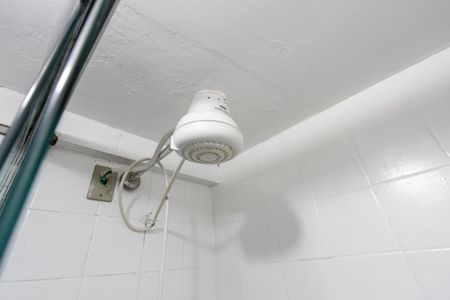 Casa à venda com 165m², 3 quartos e 1 vagaBanheiro 2