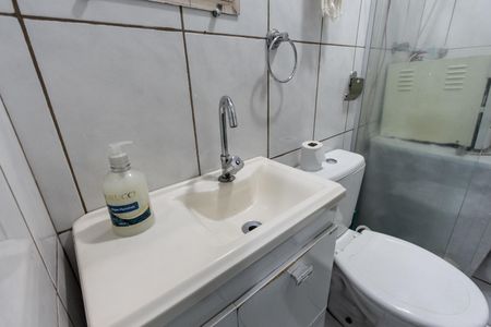 Casa à venda com 165m², 3 quartos e 1 vagaBanheiro 1