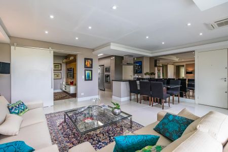 Apartamento para alugar com 120m², 2 quartos e 2 vagasSala