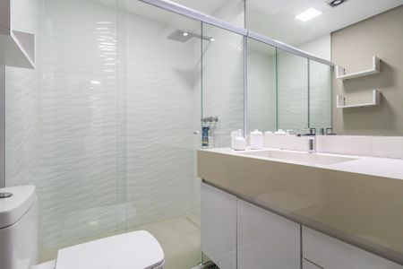 Apartamento para alugar com 120m², 2 quartos e 2 vagasBanheiro da Suíte