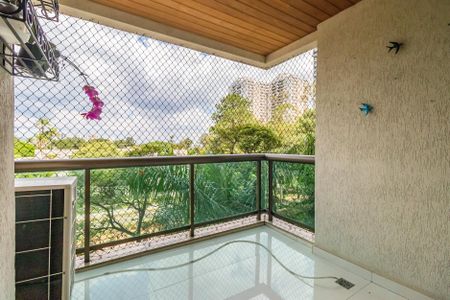 Sacada de apartamento para alugar com 2 quartos, 120m² em Alphaville Industrial, Barueri