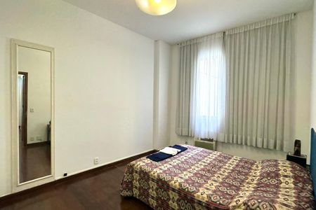 Suíte de apartamento à venda com 2 quartos, 80m² em Leblon, Rio de Janeiro