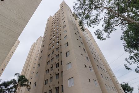 Apartamento à venda com 45m², 2 quartos e 1 vaga Apartamento à venda com 45m², 2 quartos e 1 vagaFachada