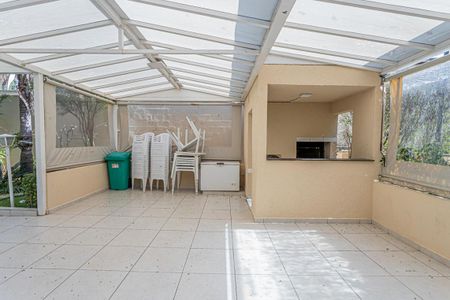 Apartamento para alugar com 45m², 2 quartos e 1 vaga Apartamento para alugar com 45m², 2 quartos e 1 vagaÁrea comum - Churrasqueira