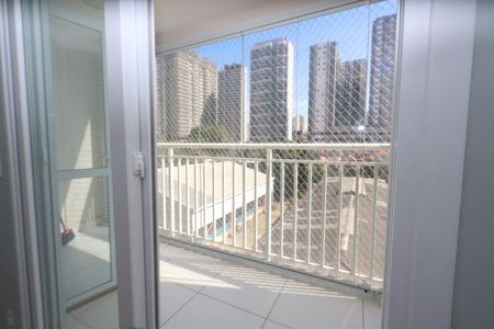 Apartamento para alugar com 45m², 2 quartos e sem vagaVaranda