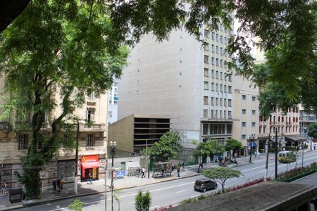 Vista da Janela da Sala de kitnet/studio para alugar com 1 quarto, 40m² em República, São Paulo