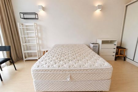 Dormitório de kitnet/studio para alugar com 1 quarto, 26m² em República, São Paulo