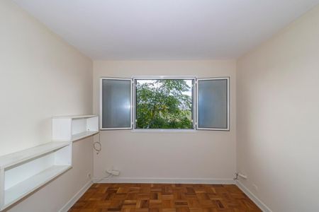 Casa à venda com 250m², 4 quartos e 2 vagas Casa à venda com 250m², 4 quartos e 2 vagasQuarto