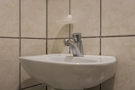 Apartamento para alugar com 59m², 2 quartos e sem vaga Apartamento para alugar com 59m², 2 quartos e sem vagaBanheiro social