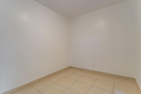 Quarto de apartamento para alugar com 2 quartos, 59m² em Rubem Berta, Porto Alegre