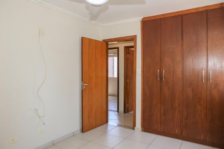 Apartamento à venda com 120m², 3 quartos e 1 vagaQuarto 2