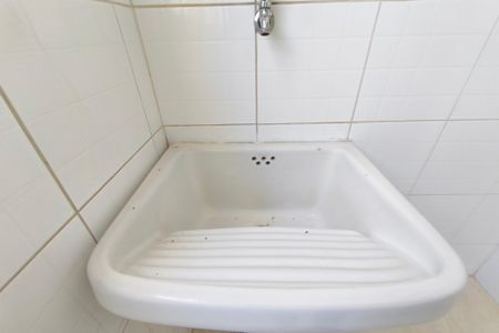 Apartamento à venda com 78m², 2 quartos e 1 vagaÁrea de Serviço