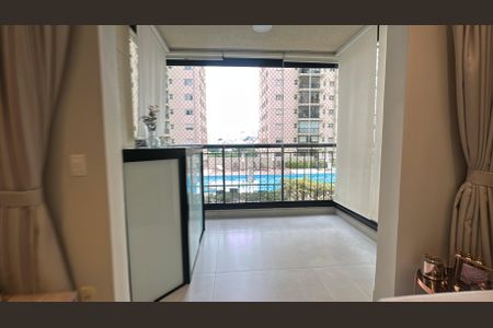 Apartamento à venda com 87m², 3 quartos e 2 vagas Apartamento à venda com 87m², 3 quartos e 2 vagasVaranda