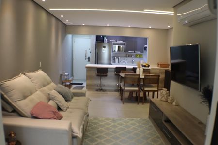 Sala de apartamento à venda com 3 quartos, 87m² em Jardim Tupanci, Barueri