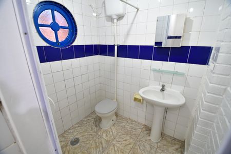 Banheiro social de kitnet/studio para alugar com 1 quarto, 30m² em Chácara Santa Margarida, Campinas