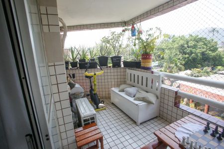 Apartamento à venda com 99m², 3 quartos e 1 vagaVaranda da Sala