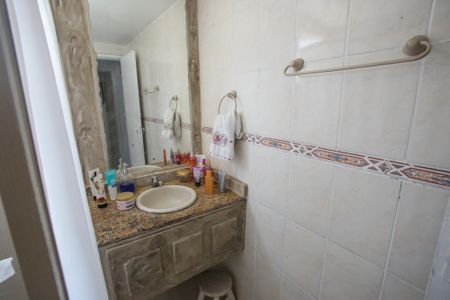 Apartamento à venda com 99m², 3 quartos e 1 vagaBanheiro da Suíte