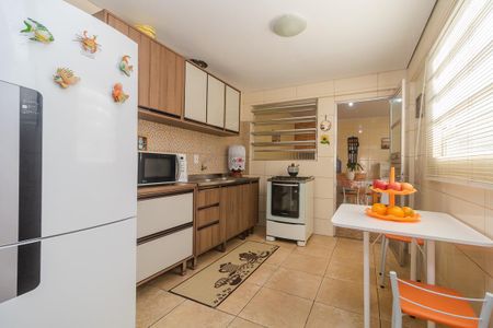 Casa à venda com 150m², 3 quartos e 2 vagas Casa à venda com 150m², 3 quartos e 2 vagasCozinha