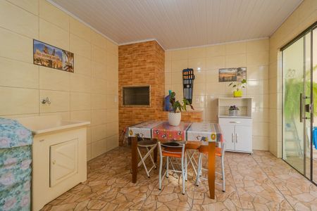 Casa à venda com 150m², 3 quartos e 2 vagas Casa à venda com 150m², 3 quartos e 2 vagasÁrea de Serviço e Gourmet