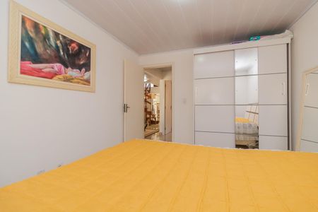 Casa à venda com 150m², 3 quartos e 2 vagas Casa à venda com 150m², 3 quartos e 2 vagasQuarto