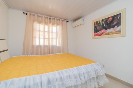 Casa à venda com 150m², 3 quartos e 2 vagas Casa à venda com 150m², 3 quartos e 2 vagasQuarto