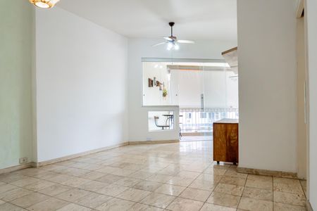 Apartamento para alugar com 102m², 2 quartos e 1 vaga Apartamento para alugar com 102m², 2 quartos e 1 vagaSala