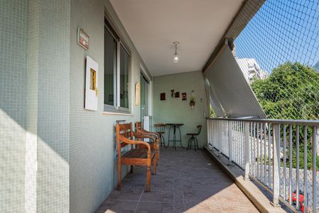 Apartamento para alugar com 102m², 2 quartos e 1 vaga Apartamento para alugar com 102m², 2 quartos e 1 vagaVaranda da Sala