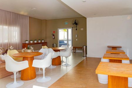 Apartamento à venda com 53m², 2 quartos e 1 vagaÁrea comum