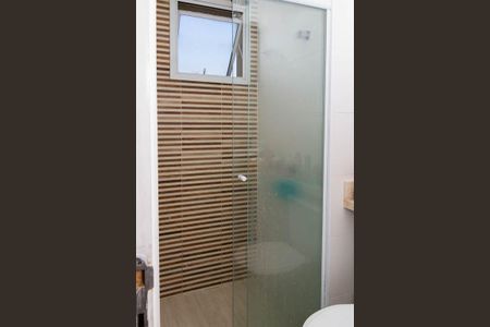 Apartamento à venda com 53m², 2 quartos e 1 vagaBanheiro social 