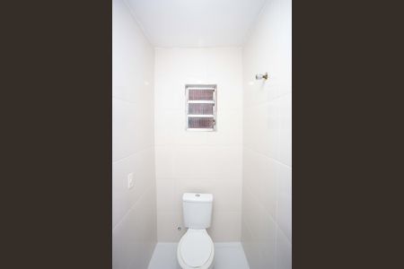 Banheiro de casa para alugar com 1 quarto, 45m² em Casa Grande, Diadema