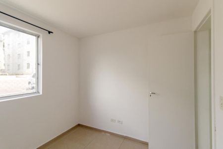 Quarto 2 de apartamento para alugar com 2 quartos, 40m² em Santa Cândida, Curitiba