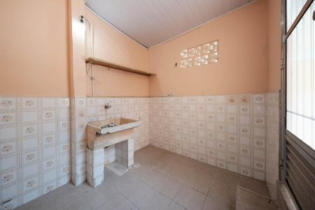 Casa para alugar com 60m², 1 quarto e sem vagaCozinha e Área de Serviço