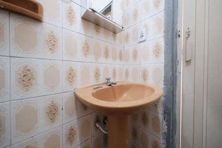 Casa para alugar com 60m², 1 quarto e sem vagaBanheiro