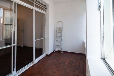 Apartamento à venda com 65m², 1 quarto e sem vaga Apartamento à venda com 65m², 1 quarto e sem vagaÁrea de Serviço